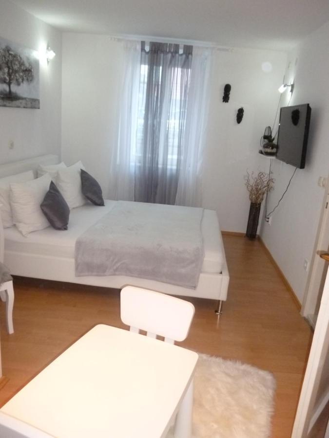 House Niko Apartamento Kaštela Exterior foto