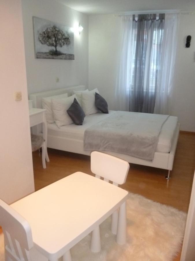 House Niko Apartamento Kaštela Exterior foto