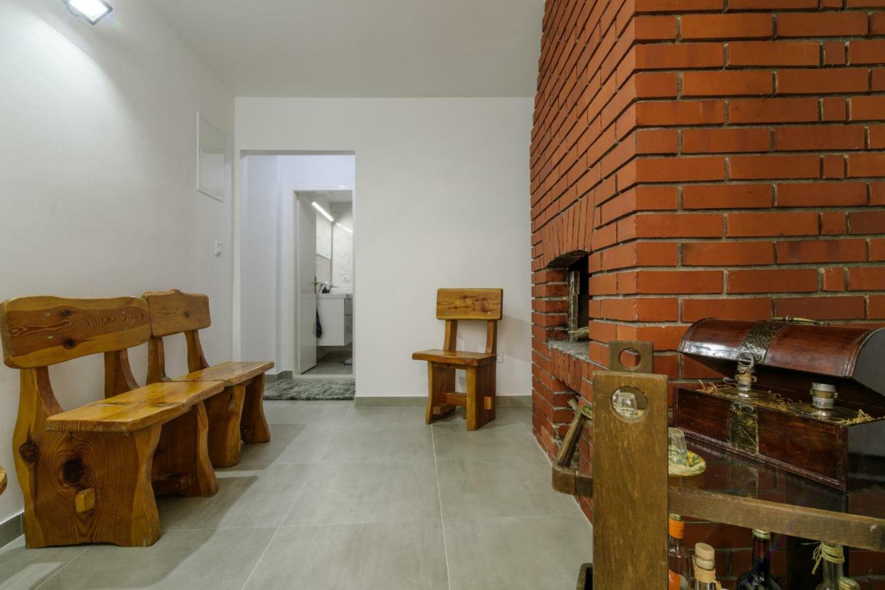 House Niko Apartamento Kaštela Exterior foto