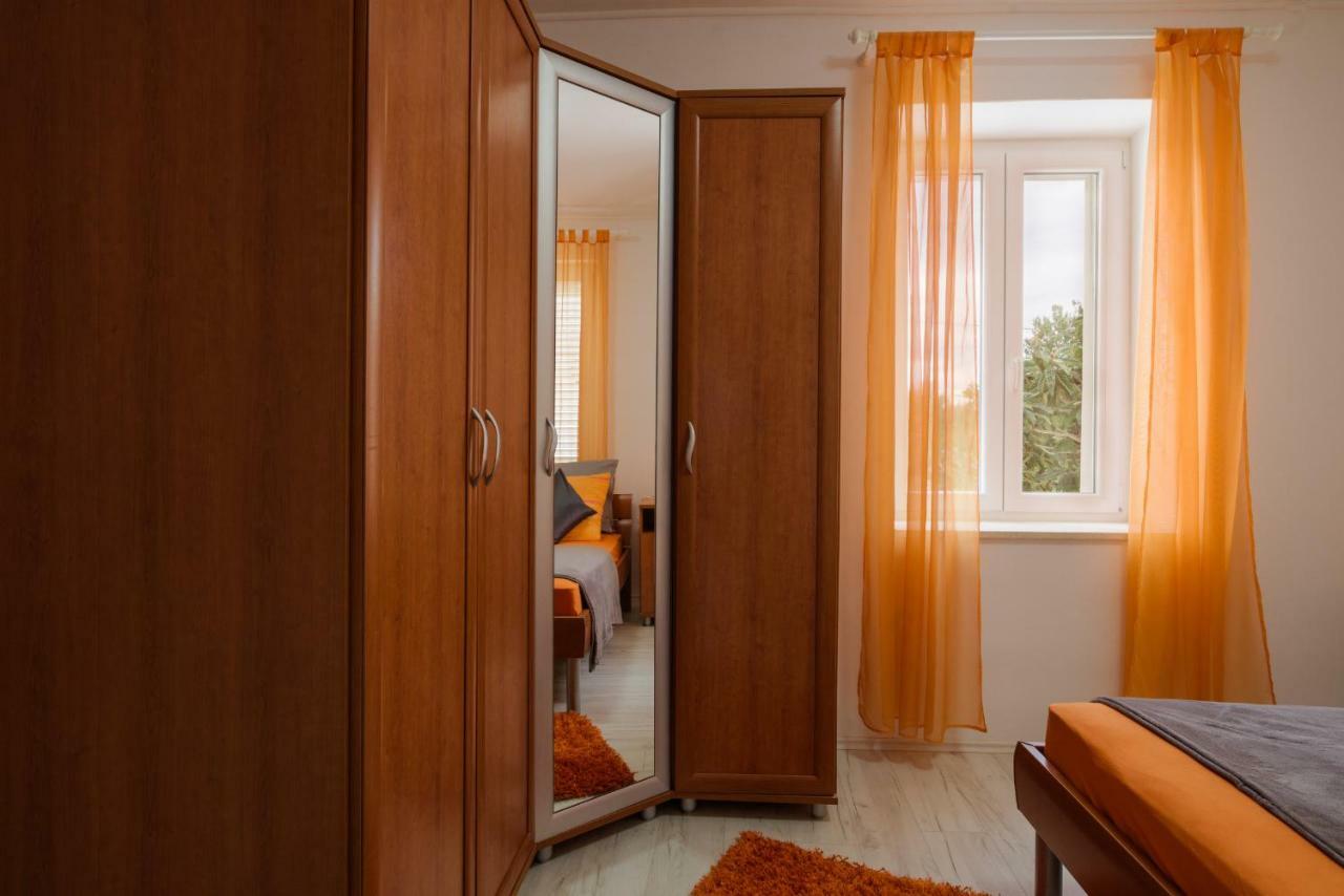 House Niko Apartamento Kaštela Exterior foto